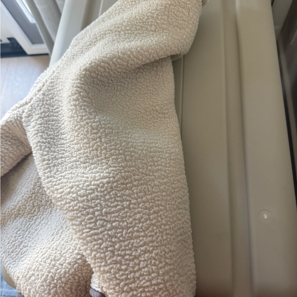 Vuori Cream Sherpa Fleece Jacket